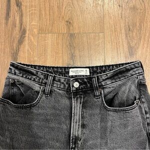 Abercrombie & Fitch 90s Relaxed Jeans Charcoal Curve Love